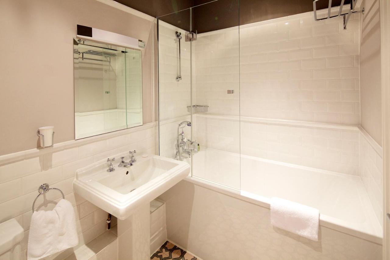 8 Beresford Street Hotel Saint Helier Ngoại thất bức ảnh