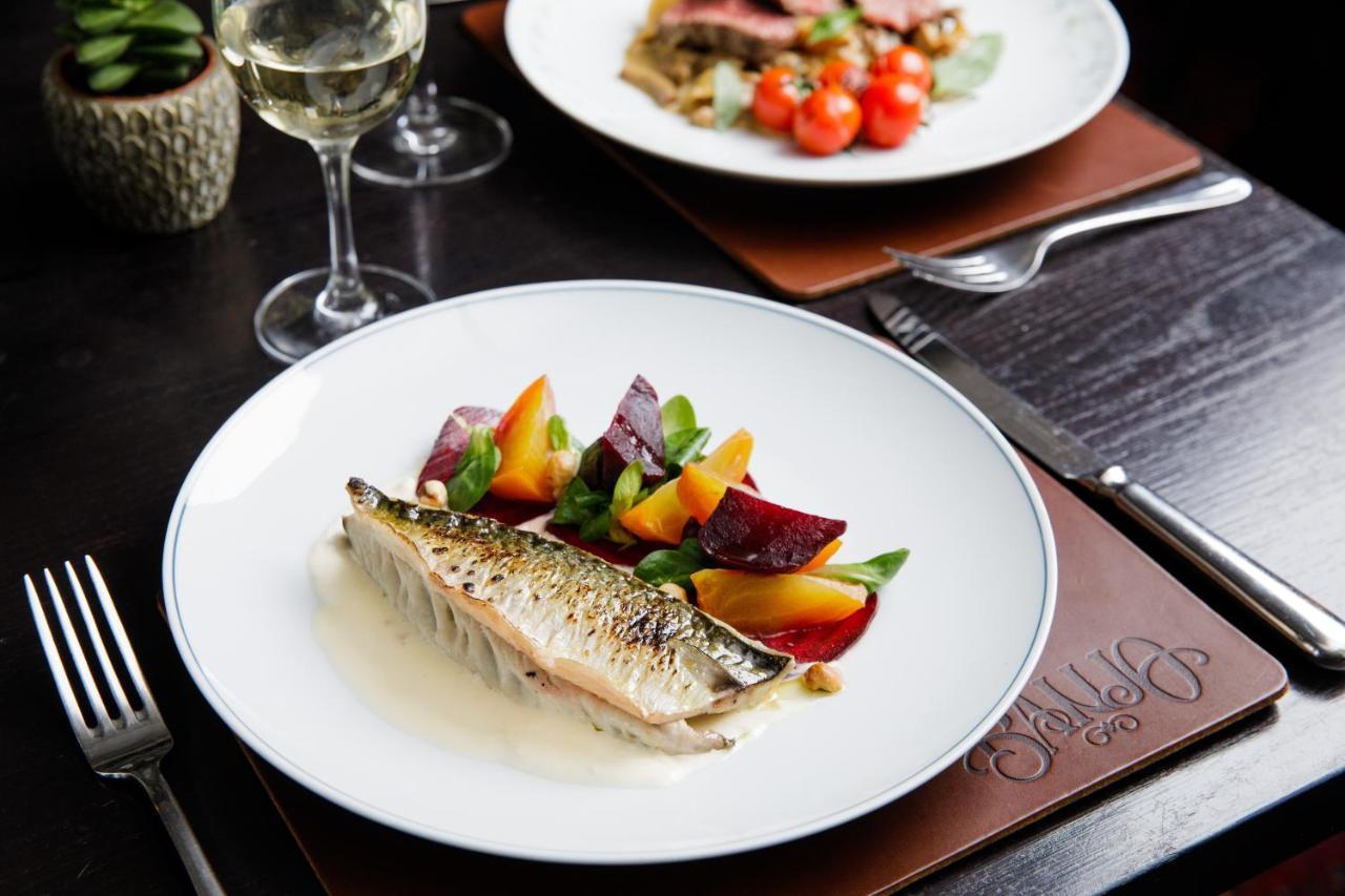 8 Beresford Street Hotel Saint Helier Ngoại thất bức ảnh